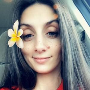 Meet your Posher, Bee